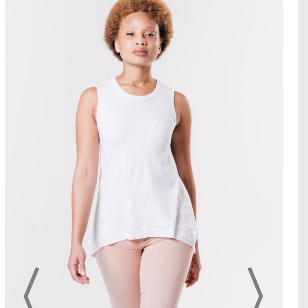 NWT Southcott Summer Fun Tee